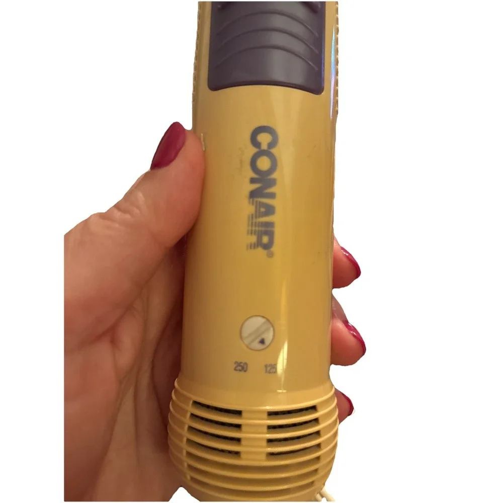 CONAIR‎ JUMBO 1 1/2